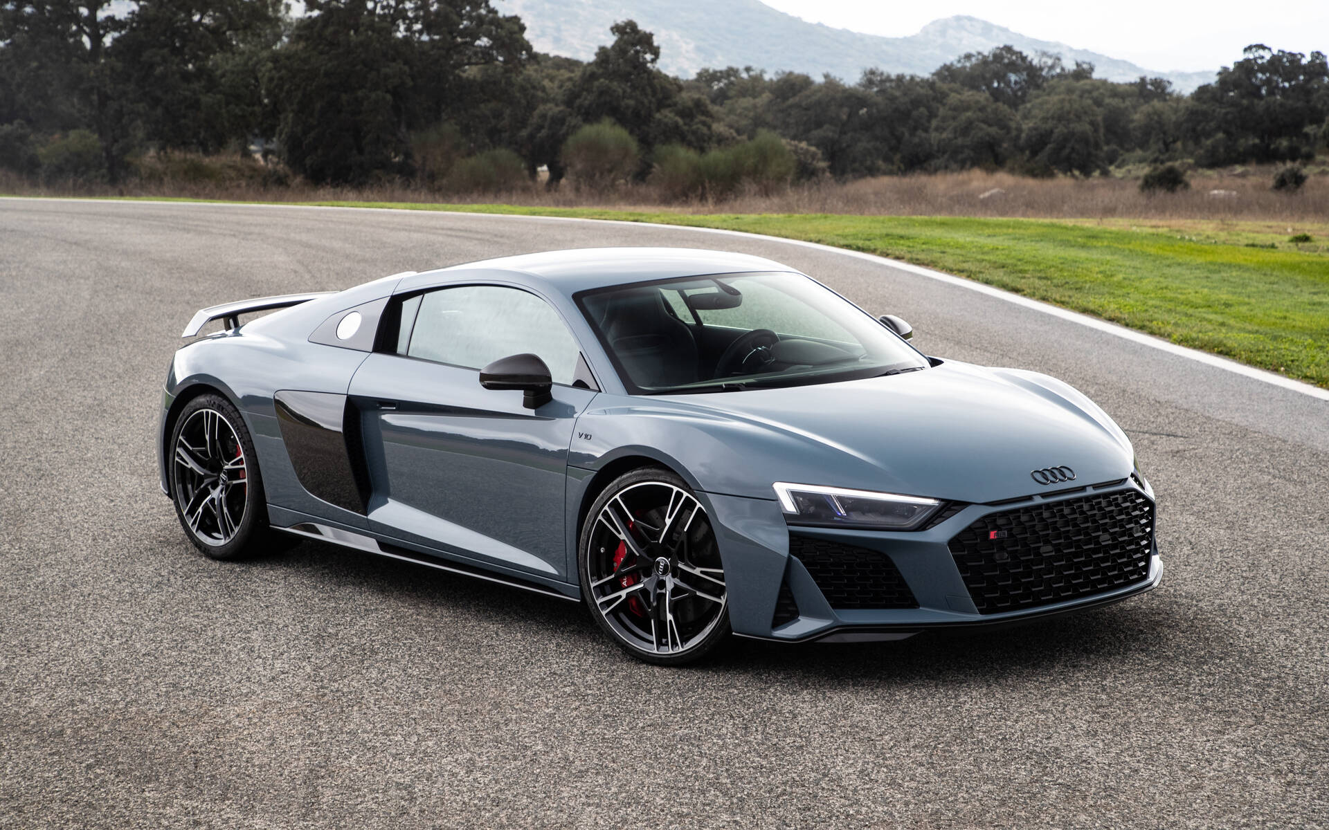 How Much Is It To Hire A Audi R8 In Dubai