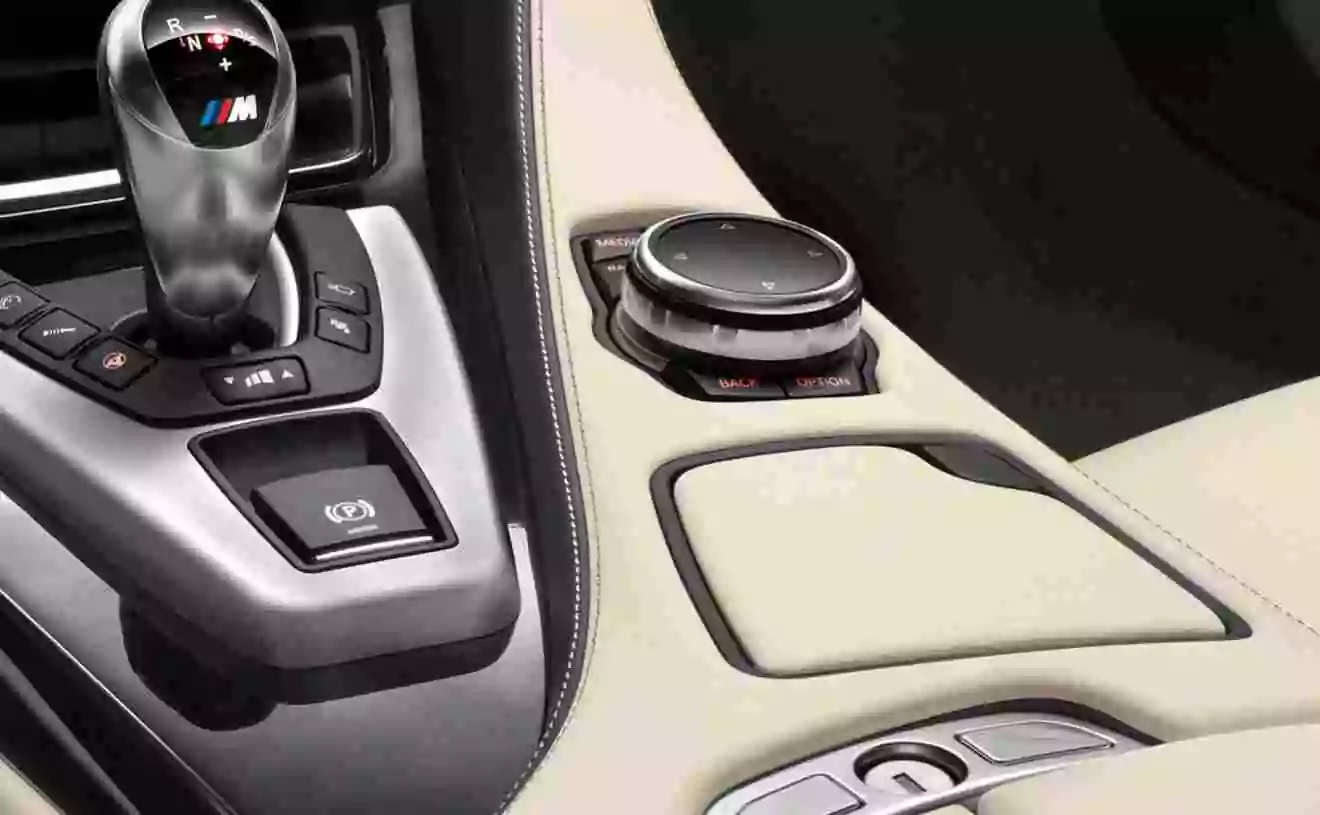 BMW M6 Hire Rates Dubai 