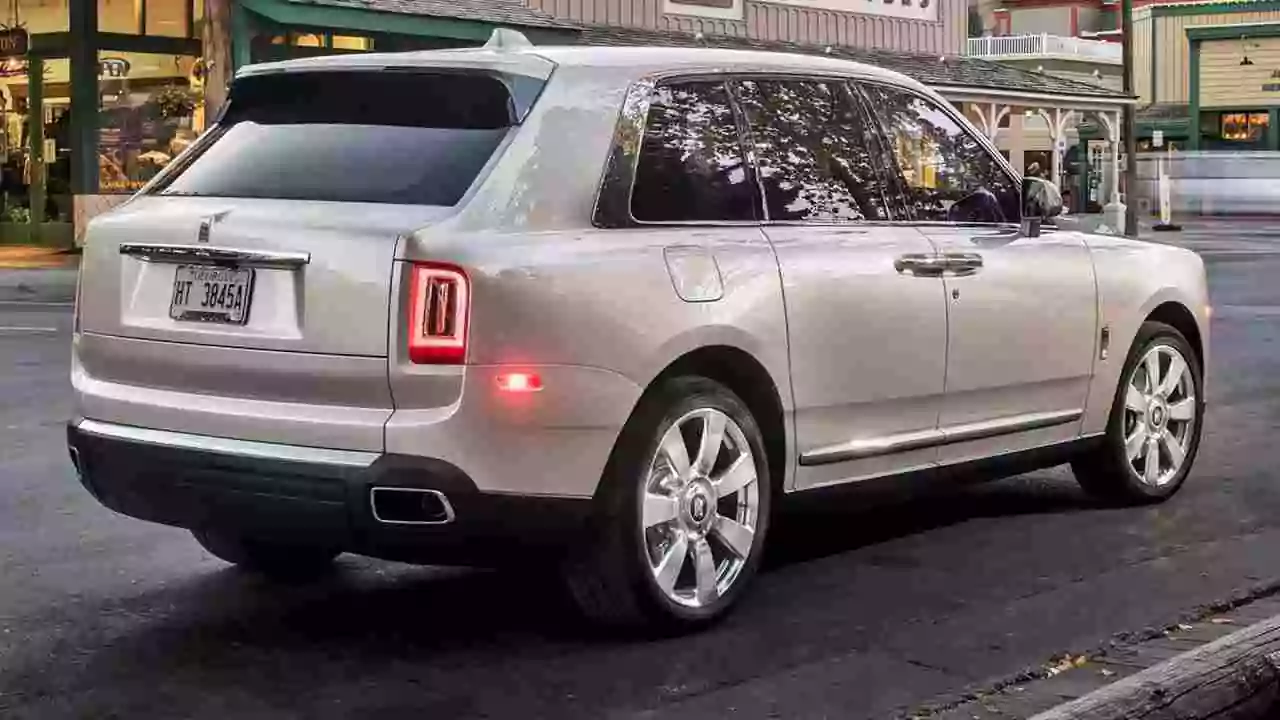 Rolls Royce Cullinan Hire Price In Dubai