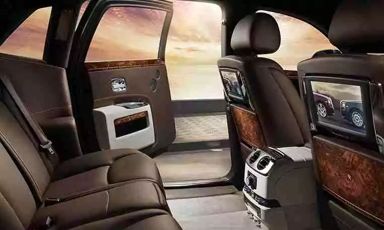 Where Can I Hire A Rolls Royce Ghost In Dubai